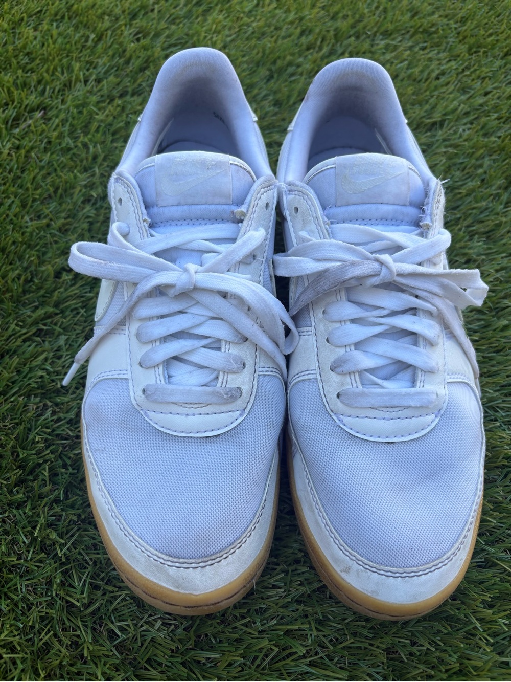 Nike Women's Field General Sneakers 8.5 White - Picture 3 of 8